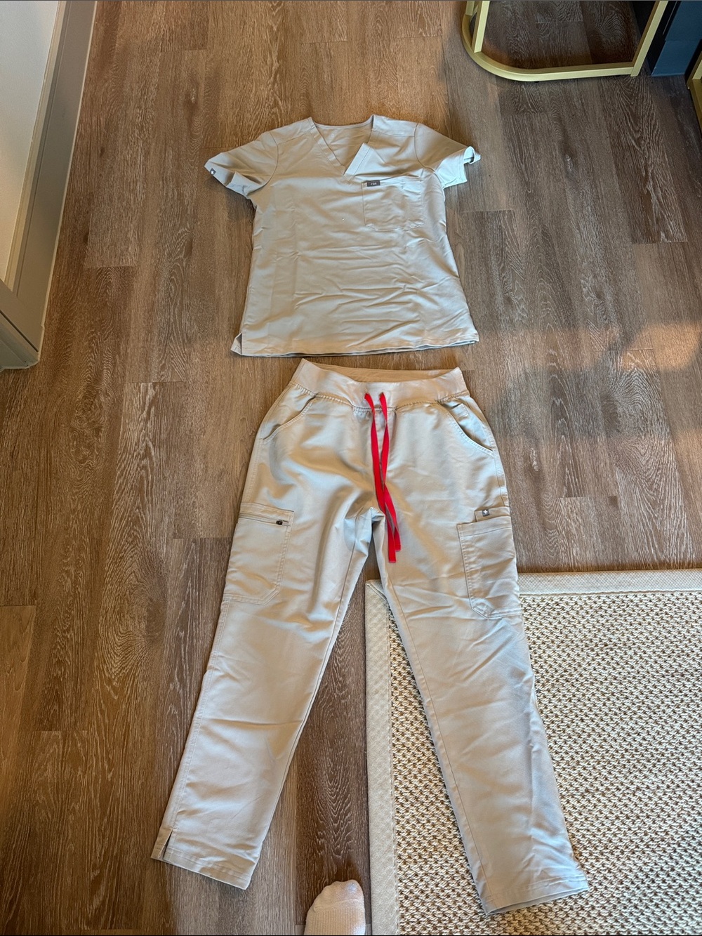 Figs Beige Scrub-Style with Red Drawstring